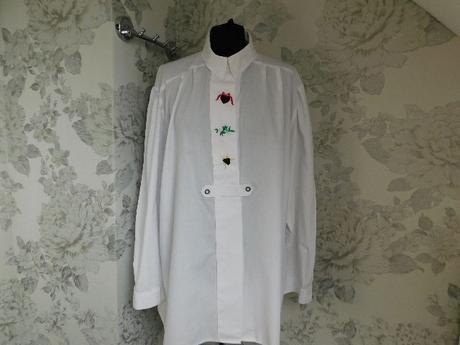 Pekna bluzka ku kroju, 56