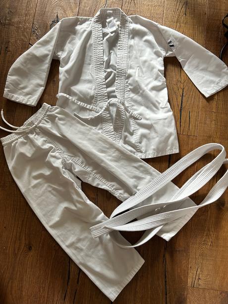 Kimono na karate, 134