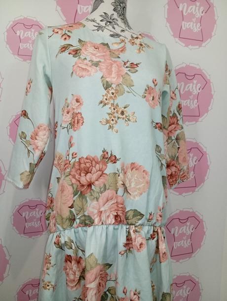 Šaty s kvetmi, s