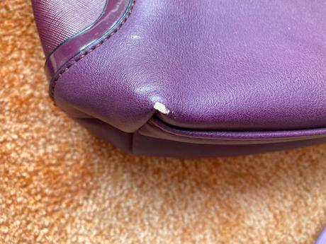 Menšia kabelka, benetton