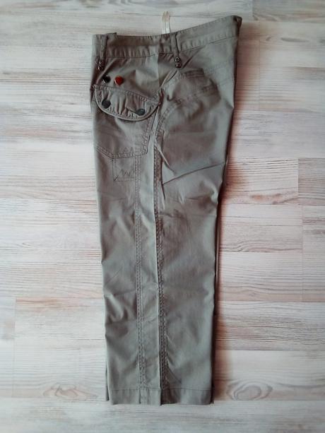 Dámske trištvrťové nohavice, m