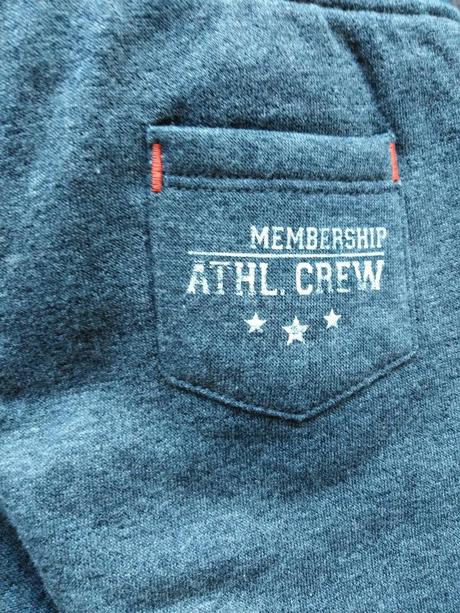 Prskane tepláky, 86