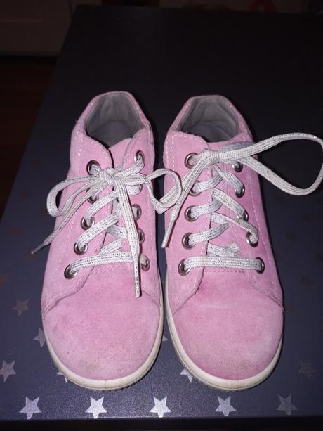 26 topanky, humanic,26