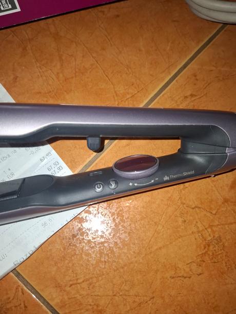 Žehlička na vlasy phlipis, 