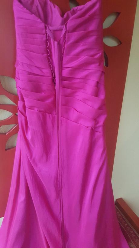 Spoločenské šaty, 38