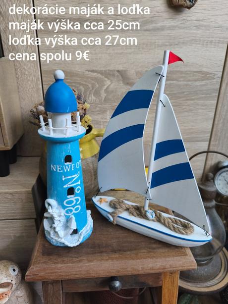Dekorácie loďka a maják spolu,