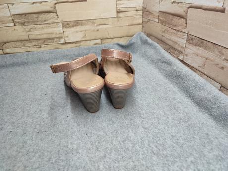 Ara 37,5 - dámske kožené sandále, ara,37