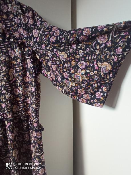 Ľahučké širšie šaty, 40