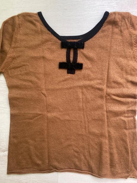 Zaujímavý tenký pulóver 38/40, 40