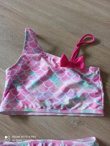 Dievčenské plavky, 140