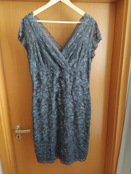 Slávnostné šaty, 46