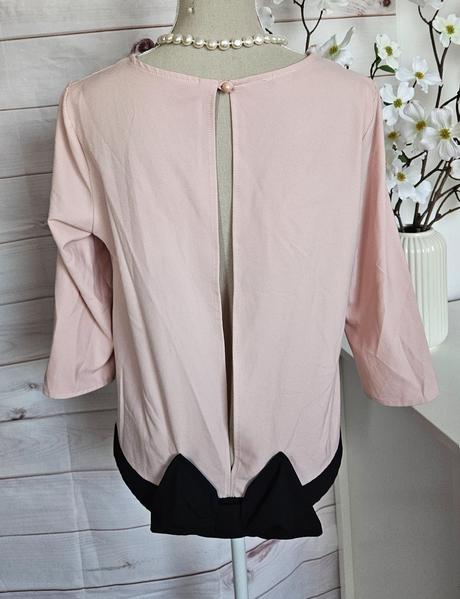 Krásna zaujímavá blúzka, m