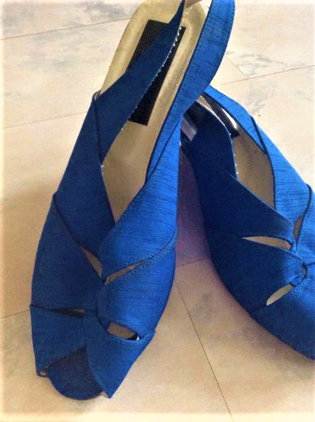 Sandálky na klíne, 38