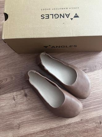 Angles 36 barefoot, 36