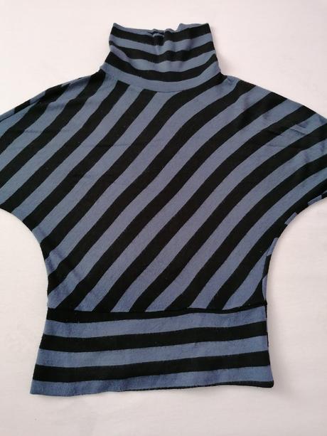 Modro-čierny rolák, s