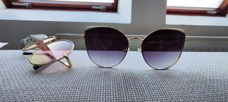 Dvoje slnečné okuliare, 