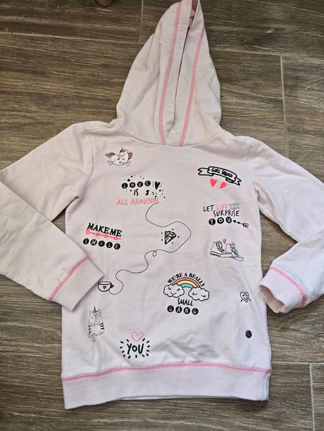 Mikina č.134-140, 134