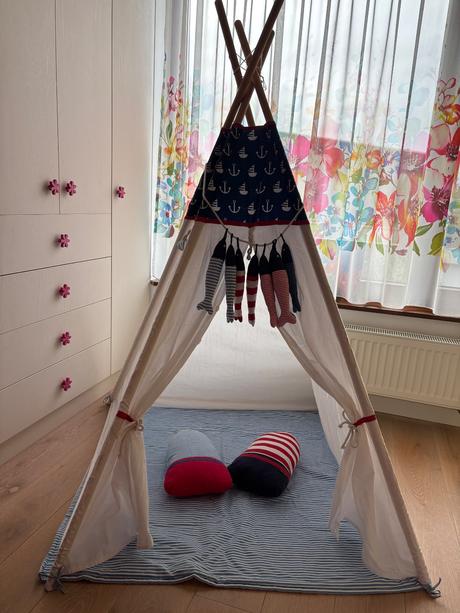 Stan tepee - námorník,