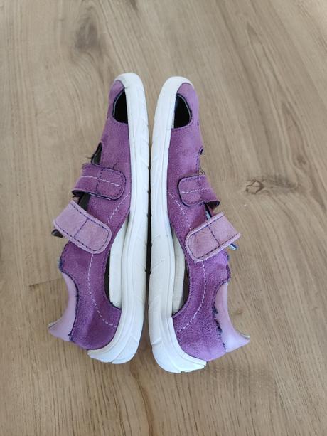 Fare sandálky, fare,32