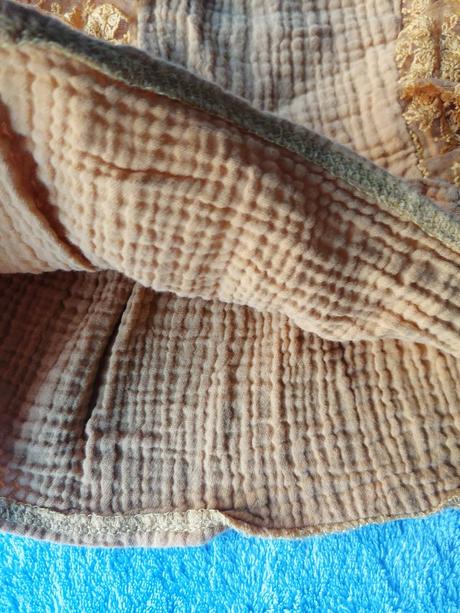 Muselinove triko, 86