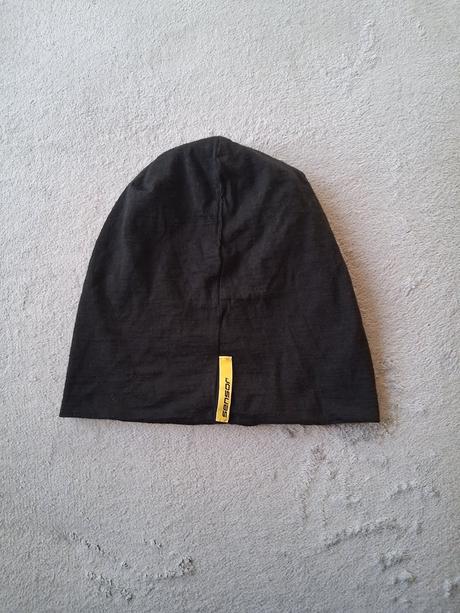 Senior čiapka merino vlna ako nová, sensor