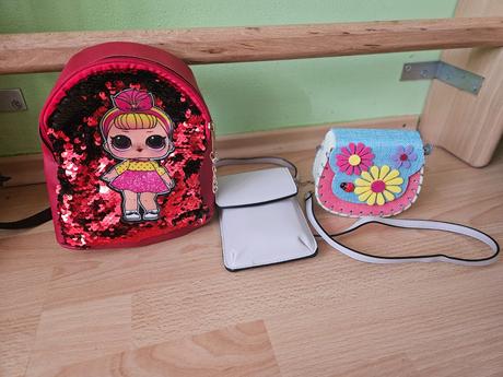 Ruksacik, taštičky, 