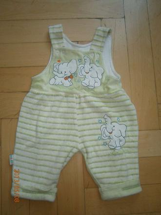 Zamatové nohavice, 62