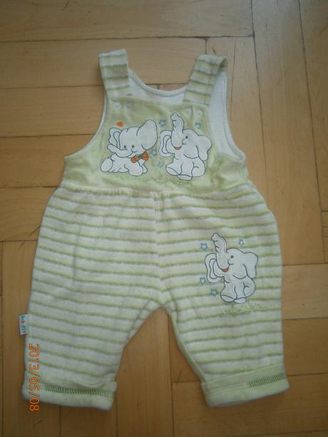 Zamatové nohavice, 62