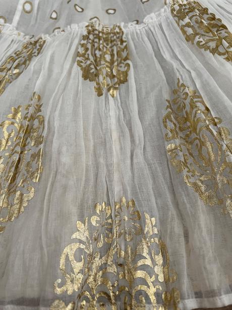 Letne šaty stali 499 eur, s