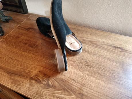 Slapky z pravej koze zn.bata,dvakrat pouzite, baťa,39