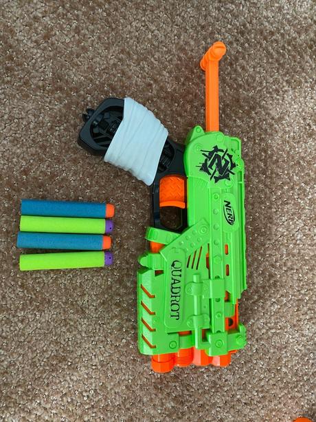 Nerf zombie strike quadrot e2673, 