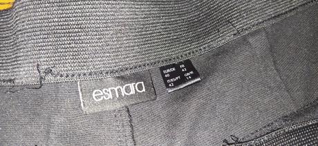 Elegantne sortky esmara 42, esmara,42