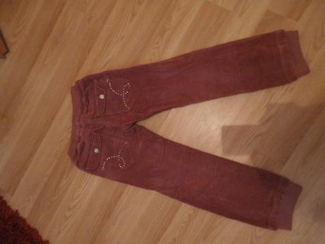 Menčestrové nohavice , 140