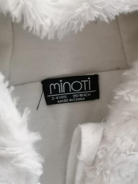 Vesticka minoti, minoti,104