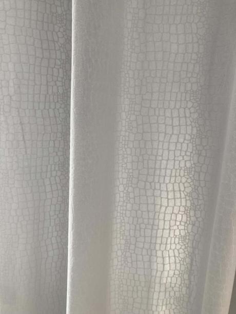 Závesy,