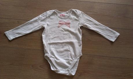 Body s mašličkou, lupilu,86