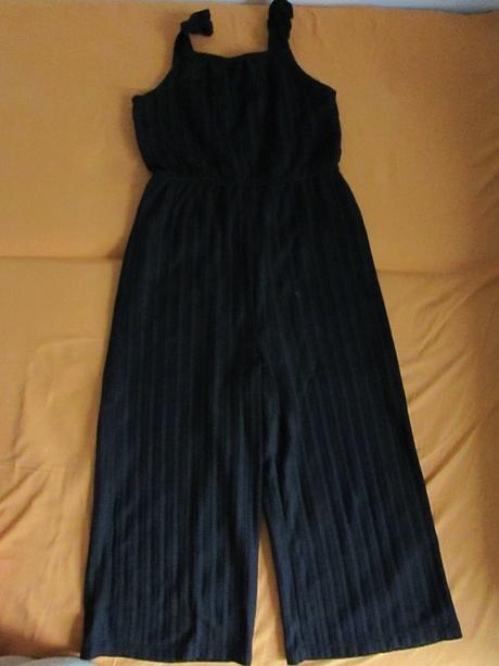 Lahky overal, reserved,140