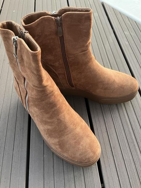 Semisove cizmicky, raz obute, top stav, 37