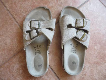 Detské šlapky - veľ. 34 - vn. dĺžka 22 cm, 34