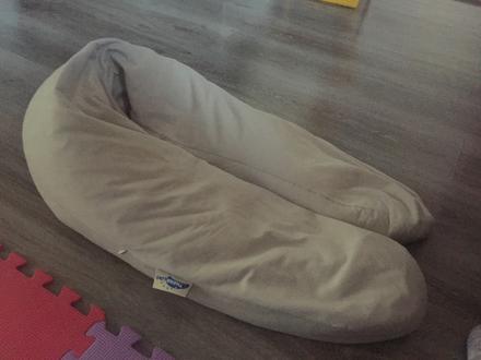 Vankúš na kojenie theraline, 