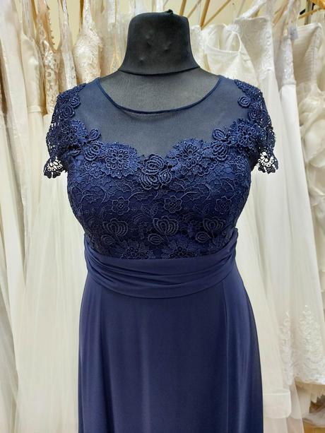 Spoločenské šaty vo veľkosti xl, xl