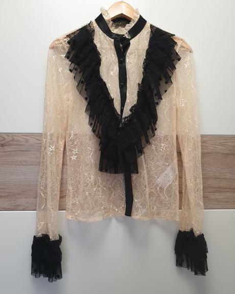 Čipkovaná blúzka, 36