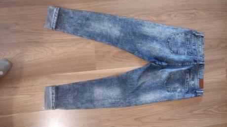 Kvalitne rifle, zuzeny strih dole, 30