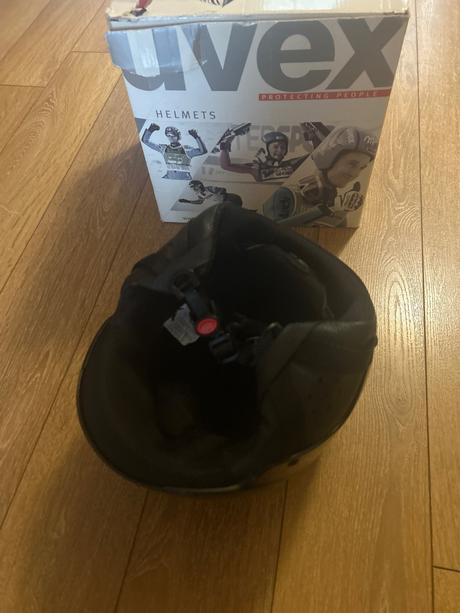 Predam lyziarsku prilbu uvex, uvex,s