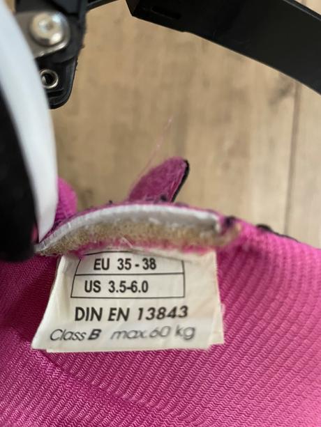 Kolieskové korčule, nastaviteľná veľkosť 35-38, fila,35