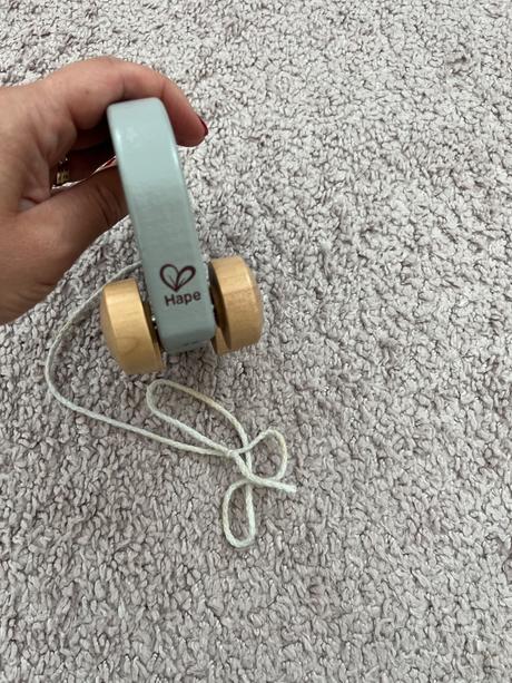 Drevený ťahací slon hape, 