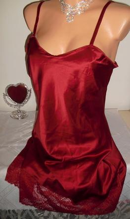 Saténová košieľka, l