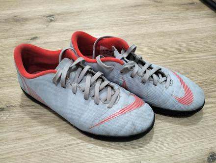 Halovky, nike,38