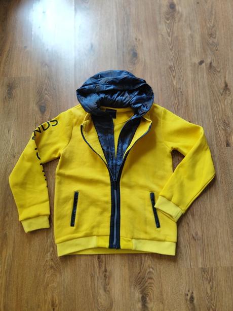 Mikina zn.mayoral v.152-158, 152