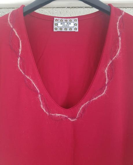 Elasticke tricko s v-vystrihom, s